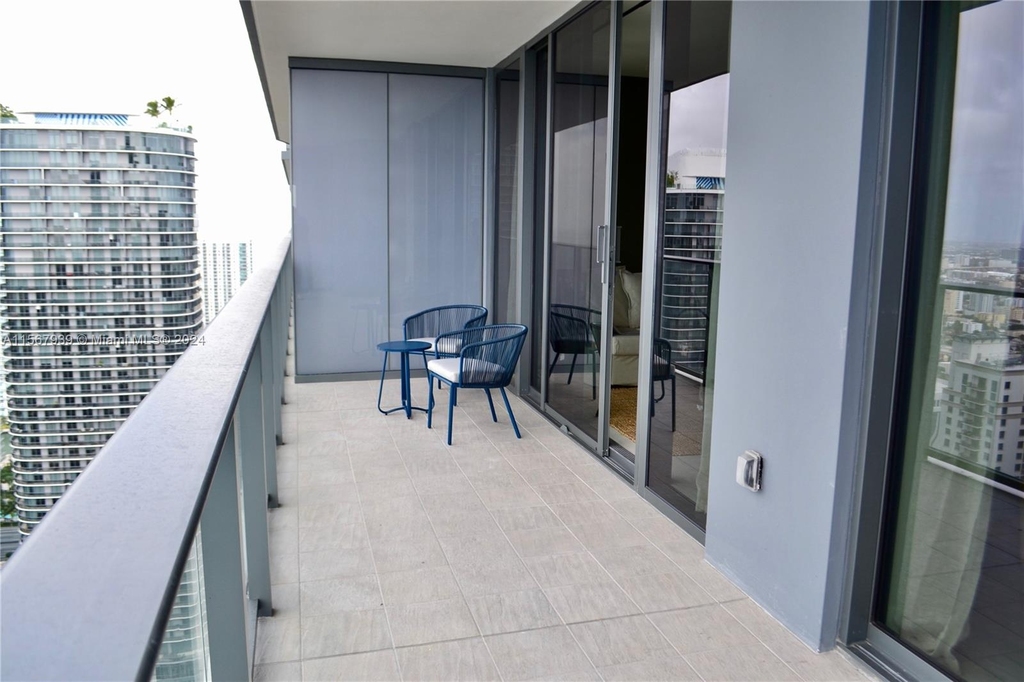 1000 Brickell Plaza - Photo 10