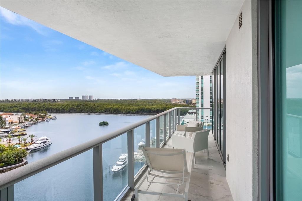 330 Sunny Isles Blvd - Photo 9