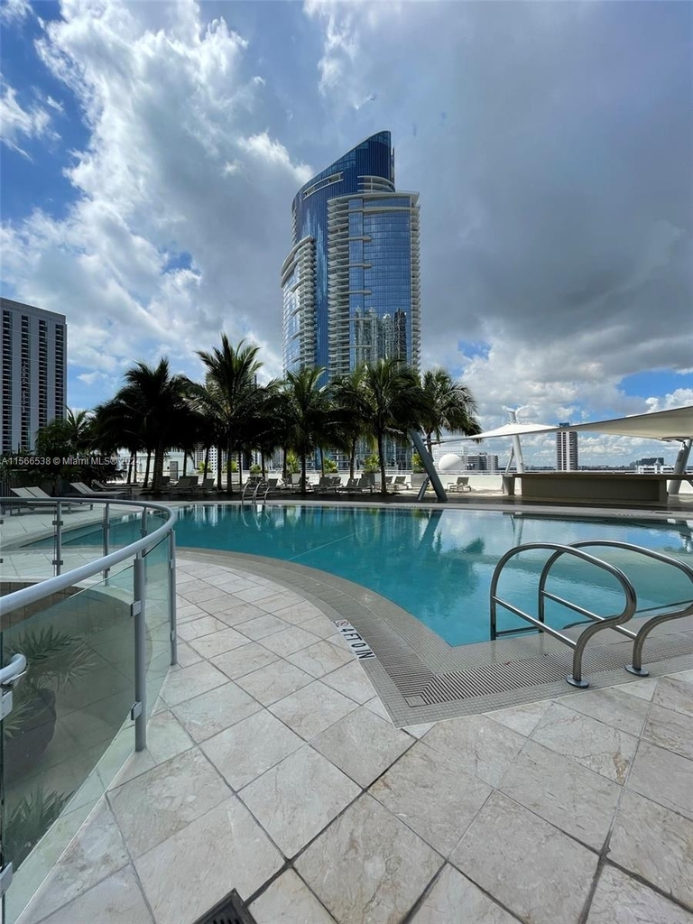 900 Biscayne Blvd - Photo 10