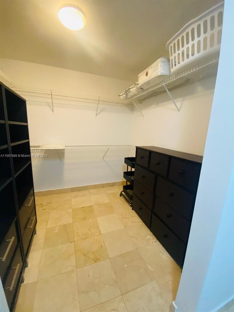 2101 Brickell Ave - Photo 11