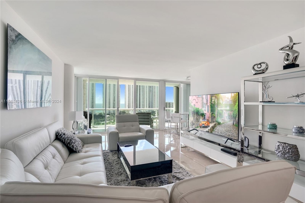 16500 Collins Ave - Photo 4