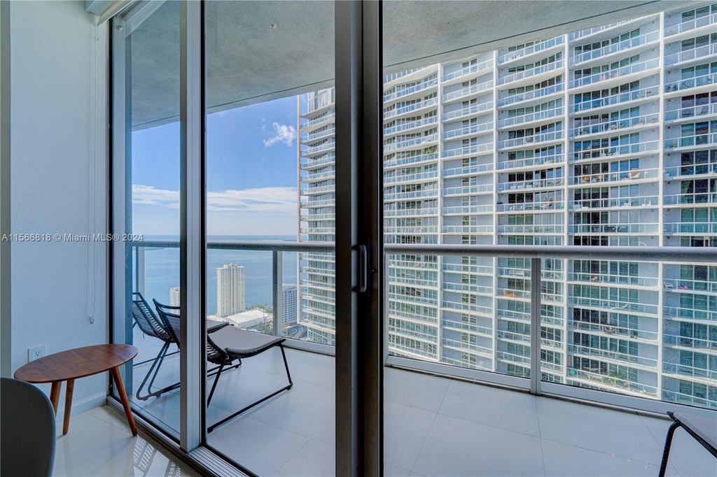 475 Brickell Ave - Photo 15