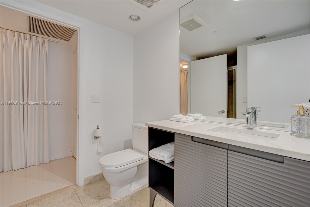 475 Brickell Ave - Photo 14