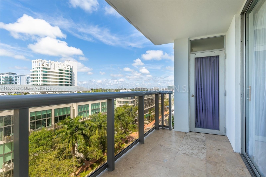 6039 Collins Ave - Photo 1