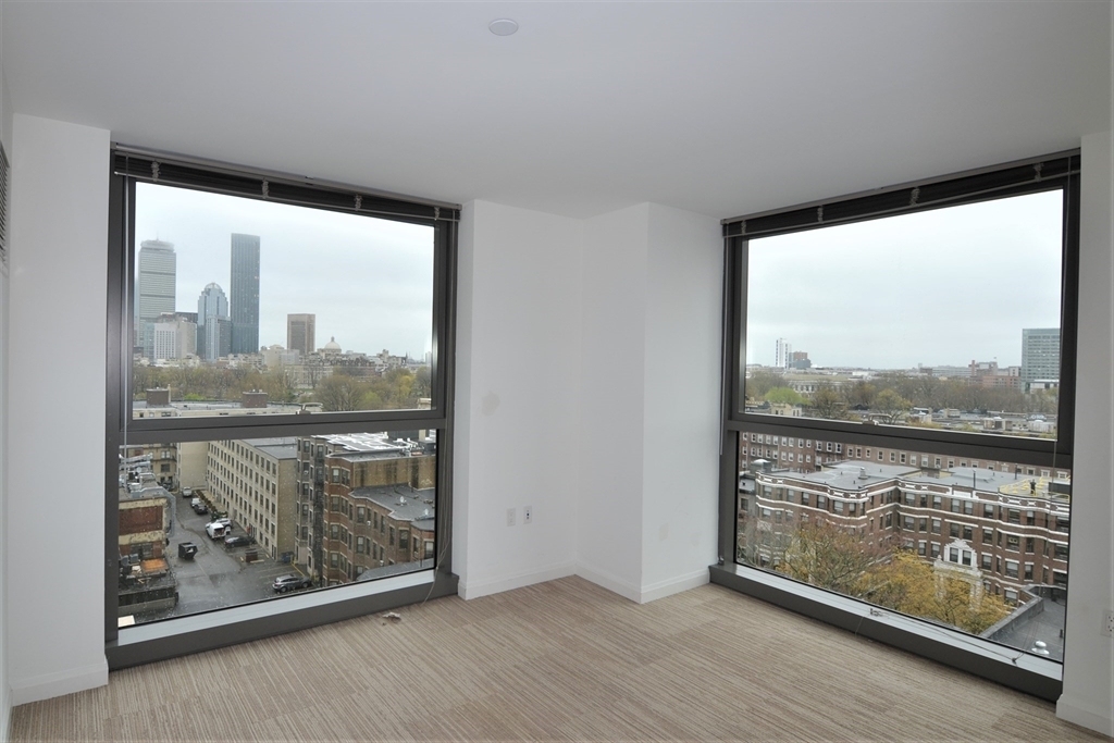 1282 Boylston St - Photo 10