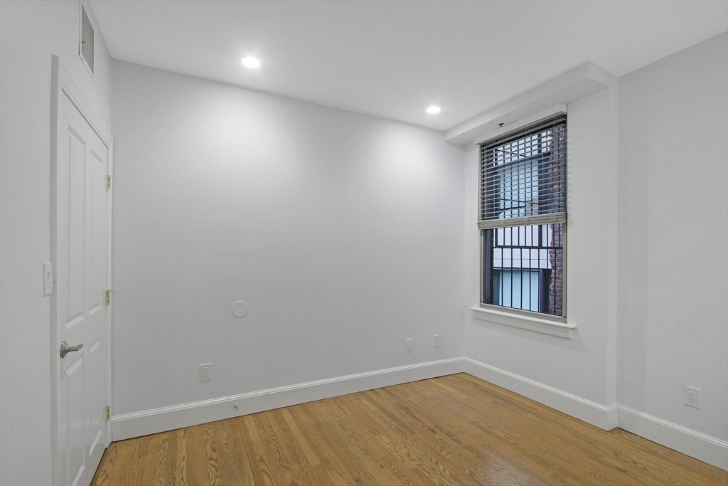 140 Boylston St. - Photo 11