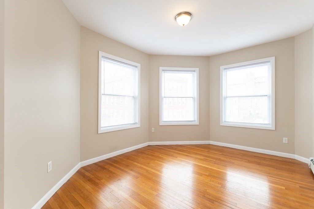 168 Allston St - Photo 4