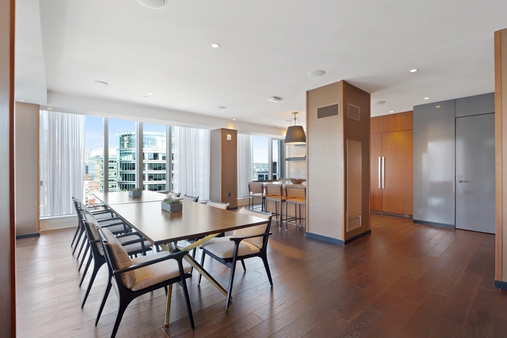 135 Seaport Blvd - Photo 34