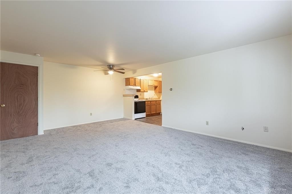 1001 E Linden Avenue - Photo 3