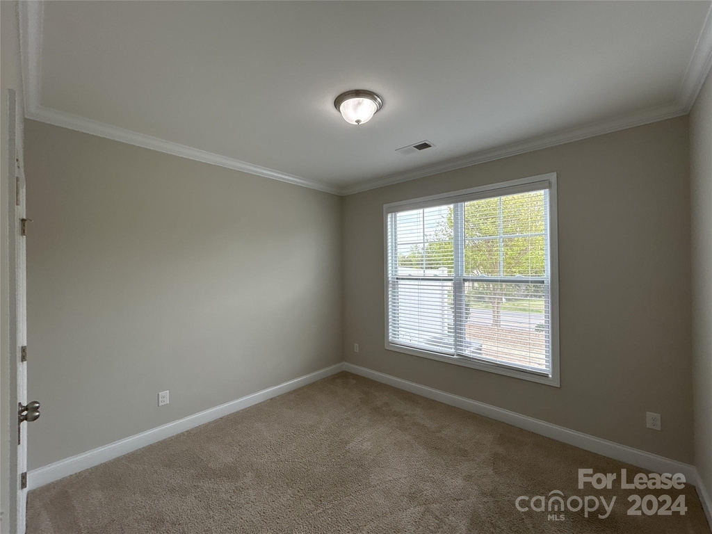 1437 Bramblewood Drive - Photo 10