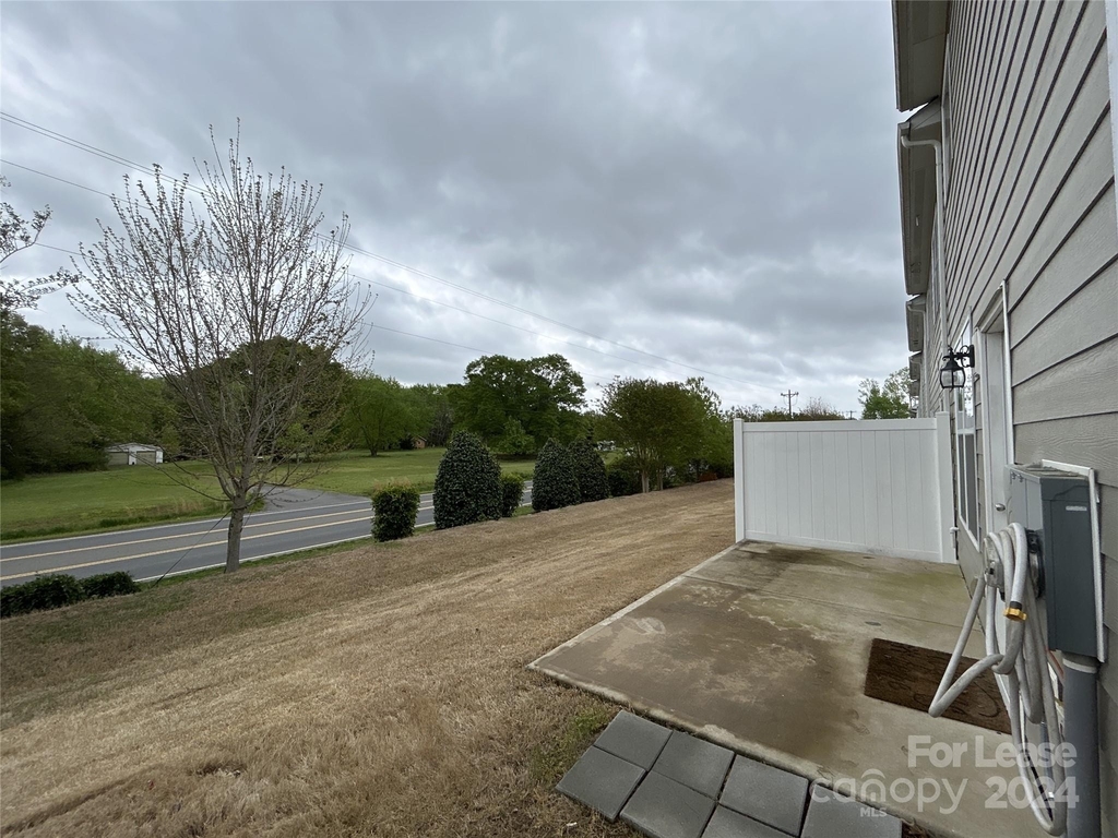 1437 Bramblewood Drive - Photo 22