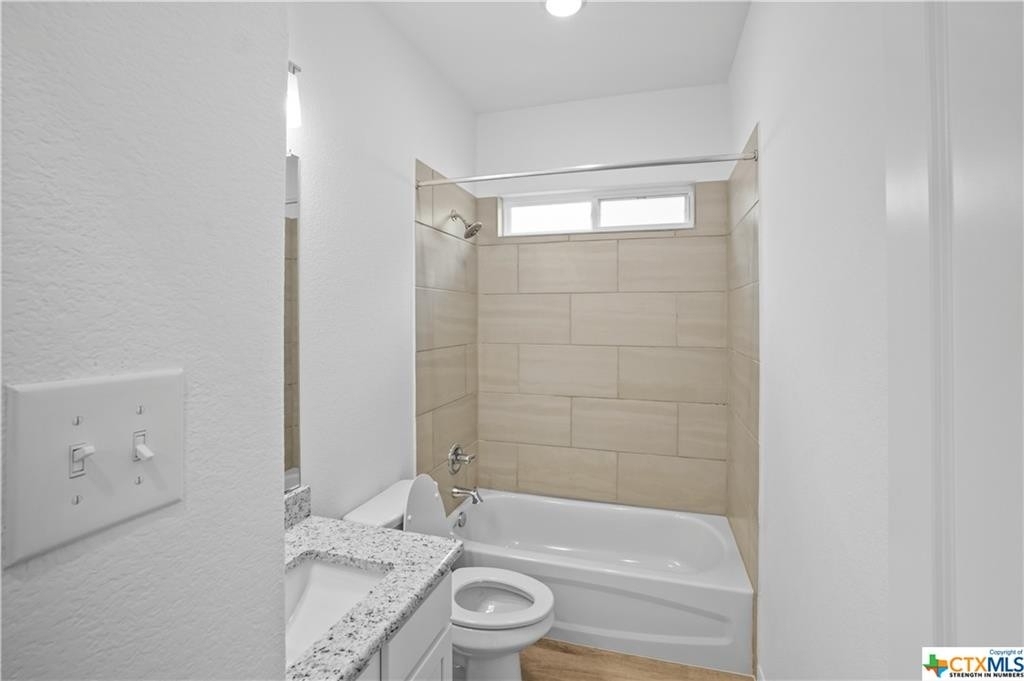 8706 Happy Valley Drive - Photo 3