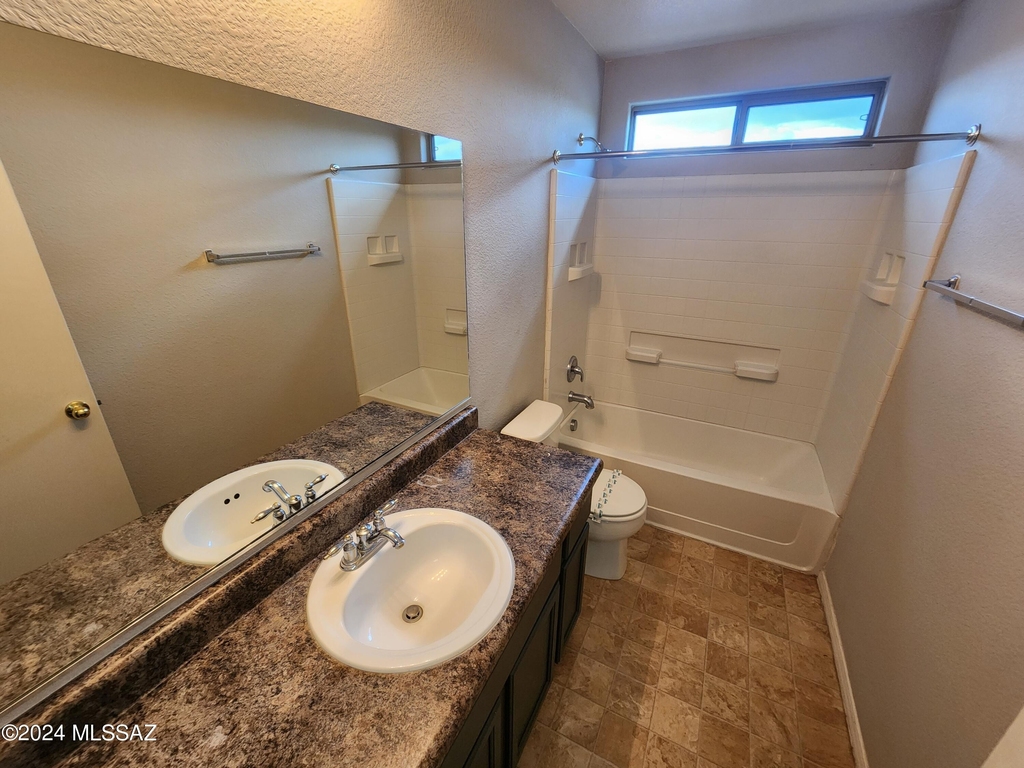 2427 E Camino Malcote - Photo 19