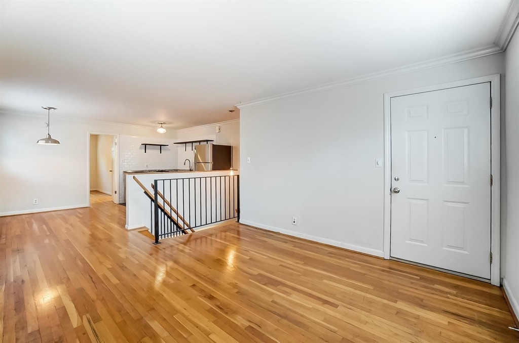 2744 Atlantic Avenue - Photo 4