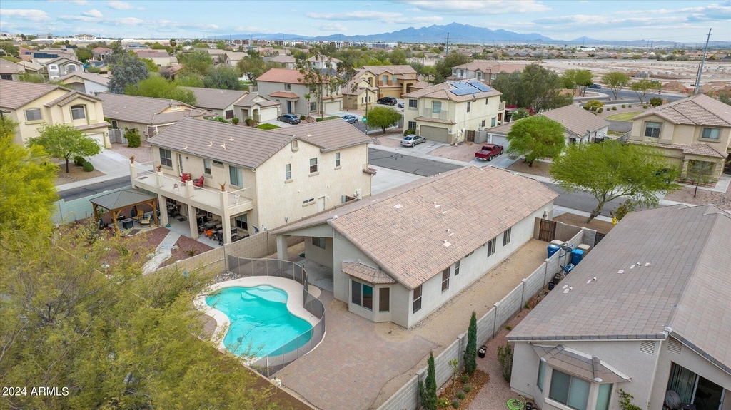 24112 W Desert Bloom Street - Photo 16