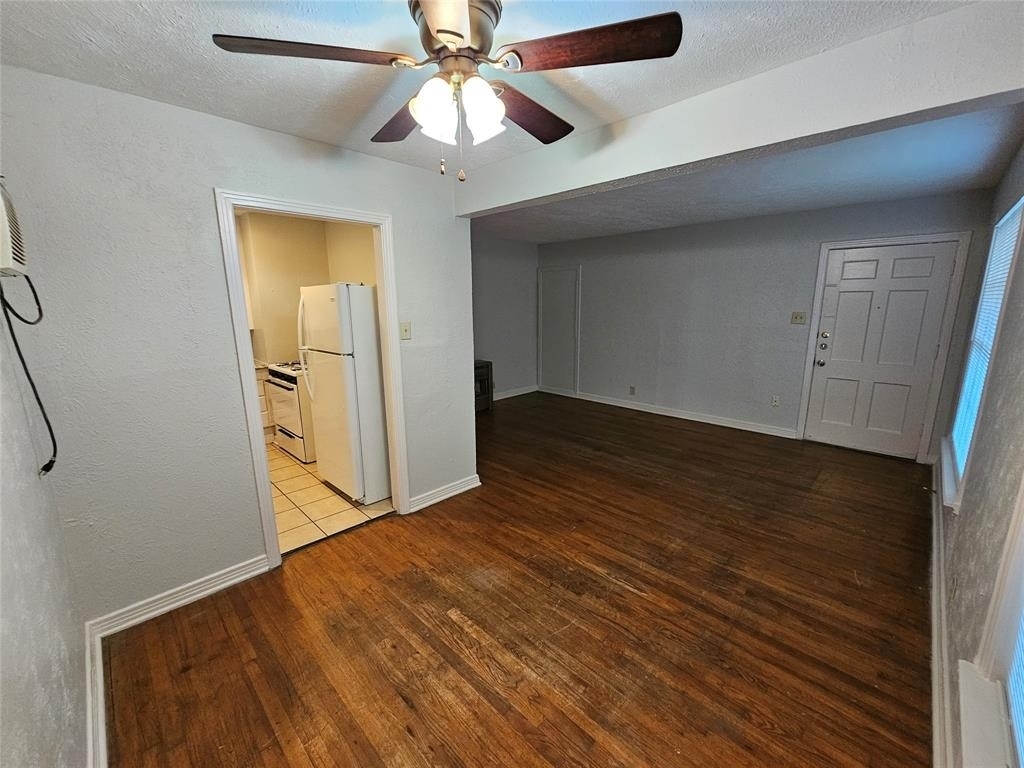 6533 Latta Street - Photo 2