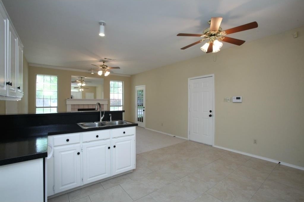 3045 Brookshire Drive - Photo 11