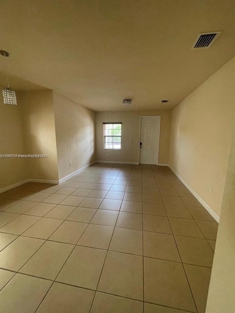 22862 Sw 88th Pl - Photo 1