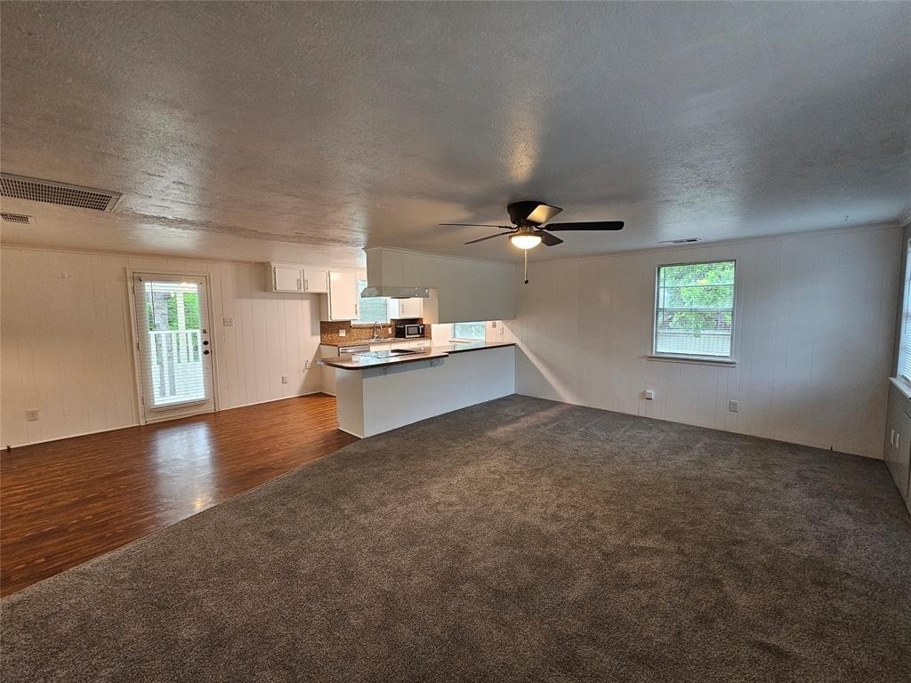 10217 Teagarden Road - Photo 23