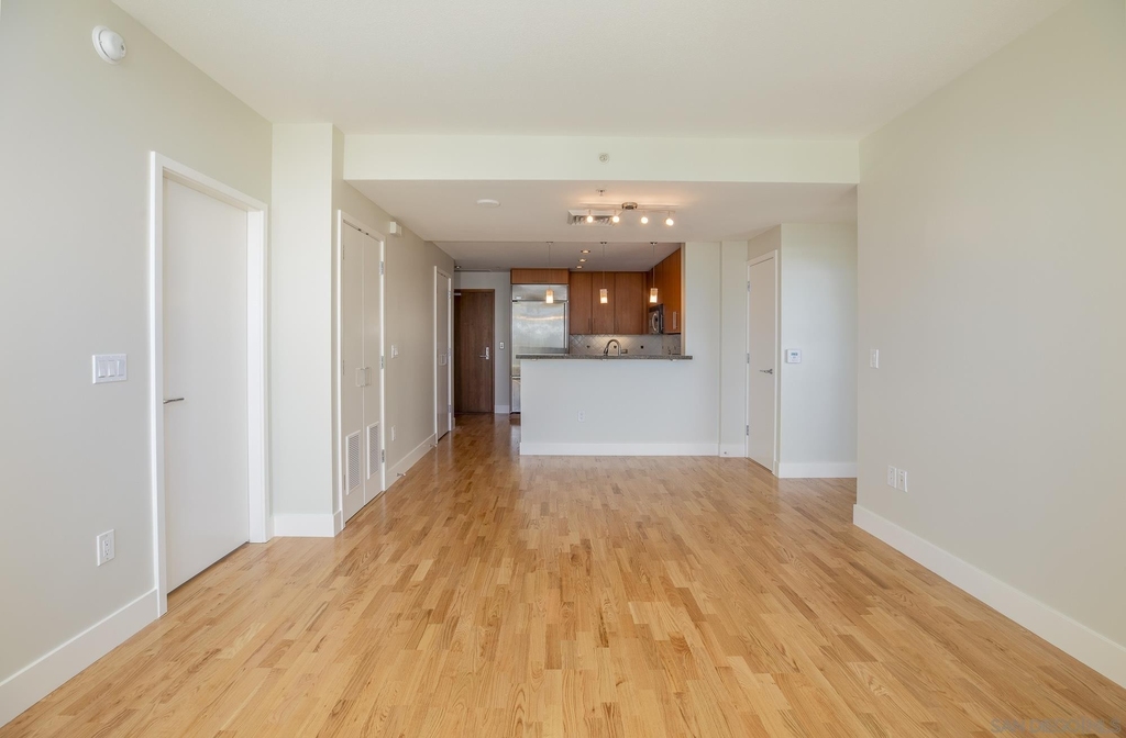 325 7th Ave - Photo 13