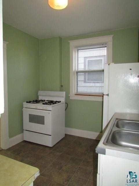 1822 1/2 John Ave - Photo 6