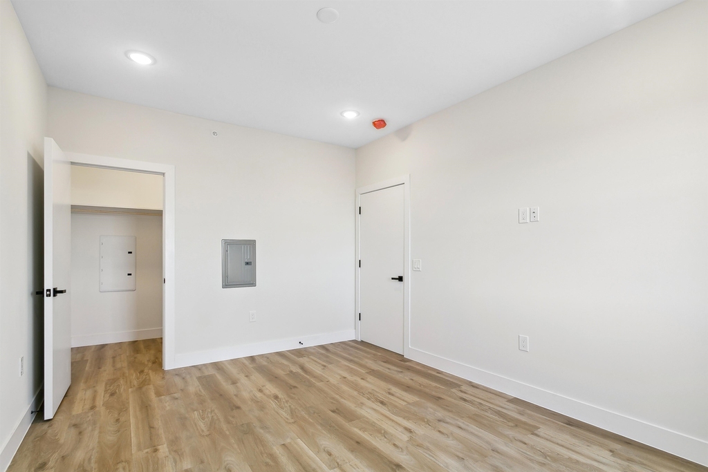 582 66th St - Photo 22