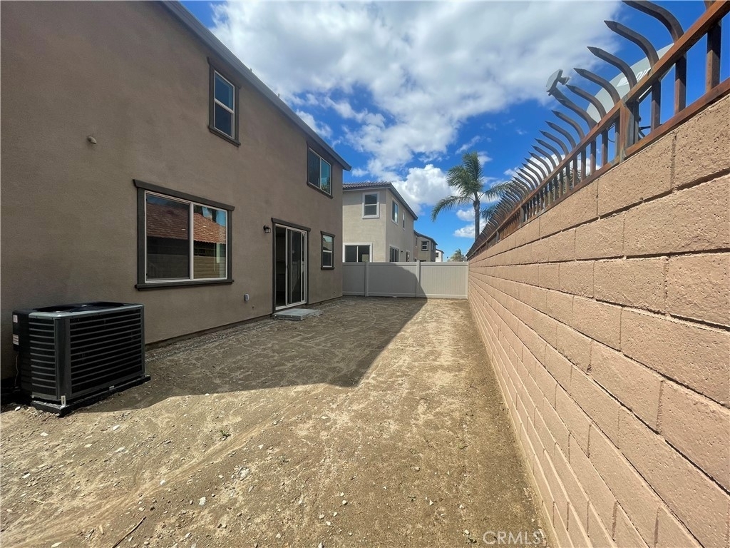 360 Lilly - Photo 19