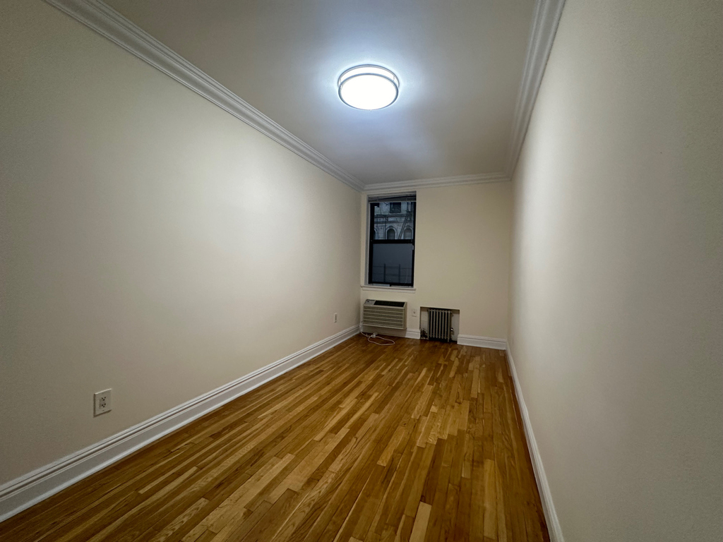 229 East 80th Street - Photo 1