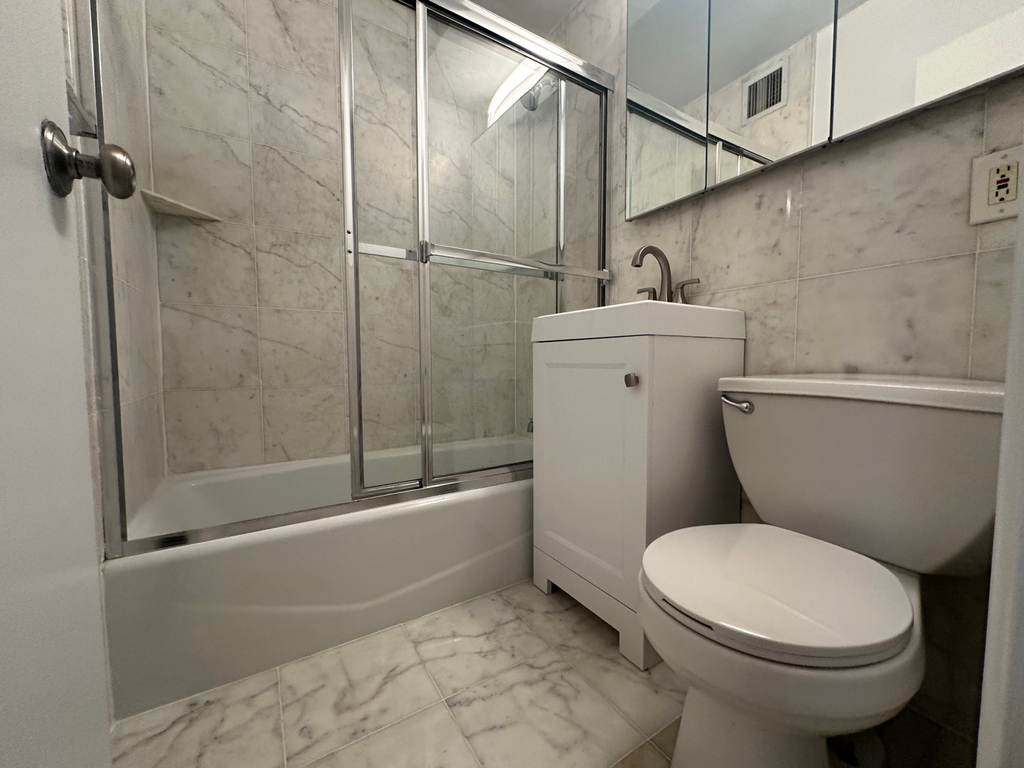 229 East 80th Street - Photo 8