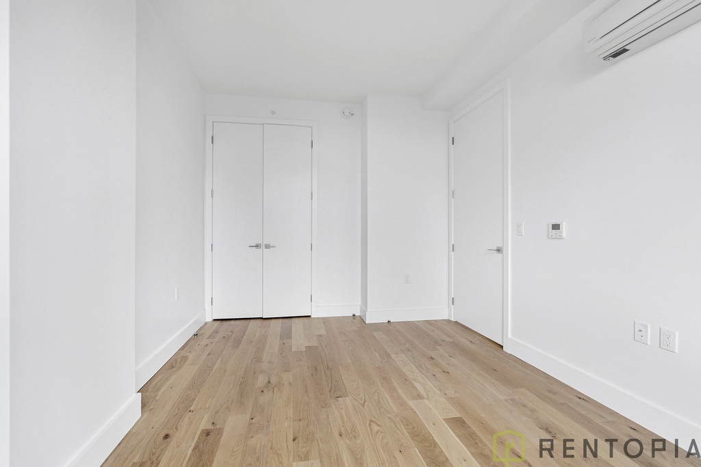 597 Grand Street - Photo 7