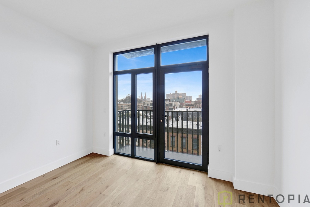 597 Grand Street - Photo 9