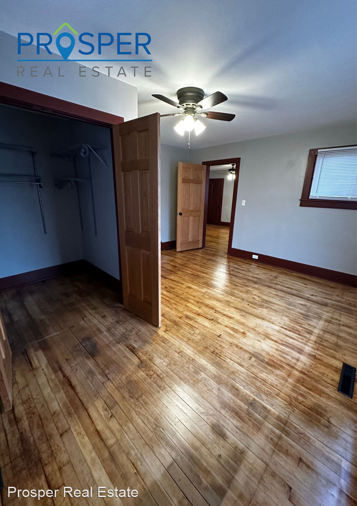 1104 Omaha St - Photo 2