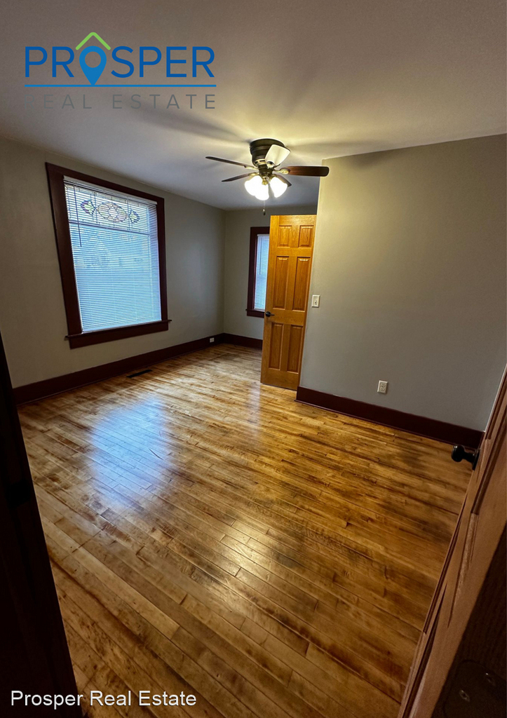 1104 Omaha St - Photo 3