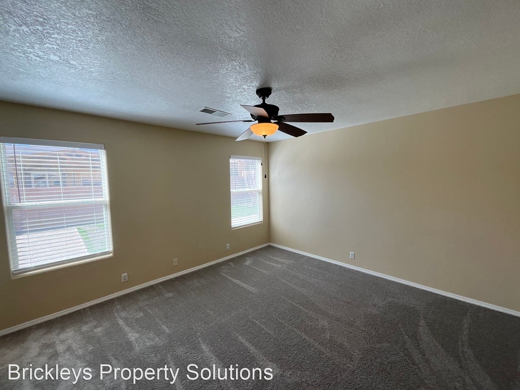 5928 Night Shadow Ave Nw - Photo 13