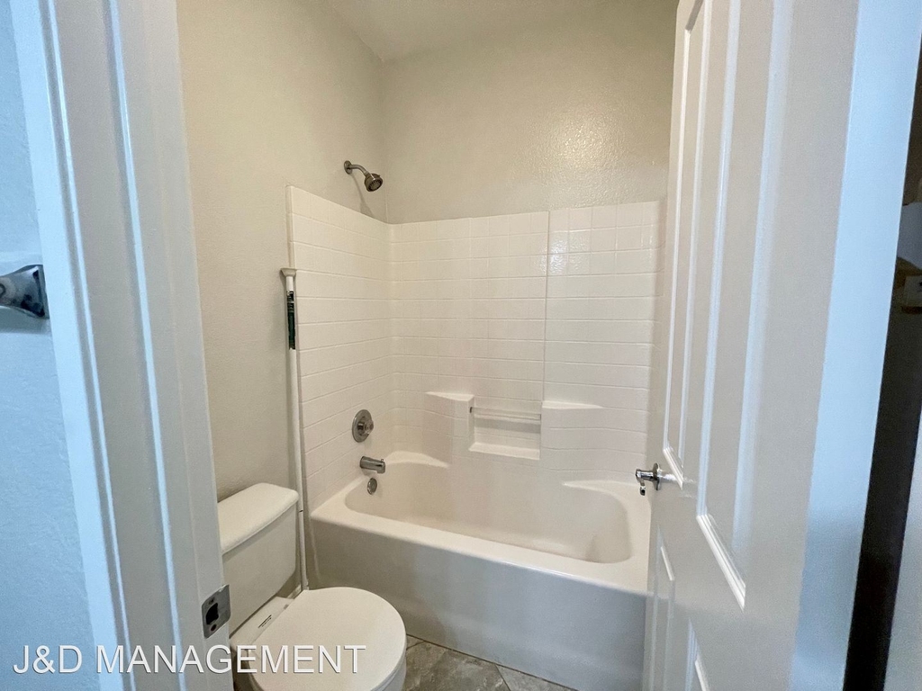 613 Lee Cir - Photo 20