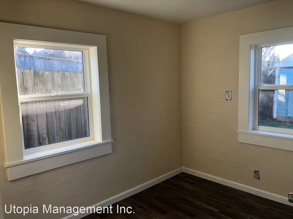 4525 Ne 76th Ave - Photo 1