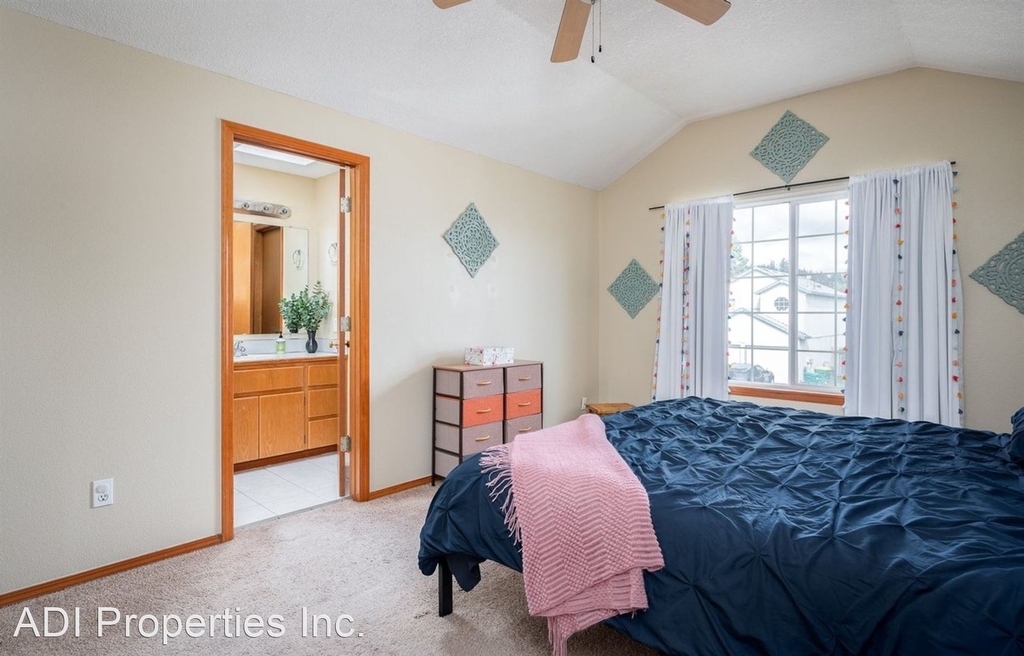 13077 Sw Tearose Way - Photo 18