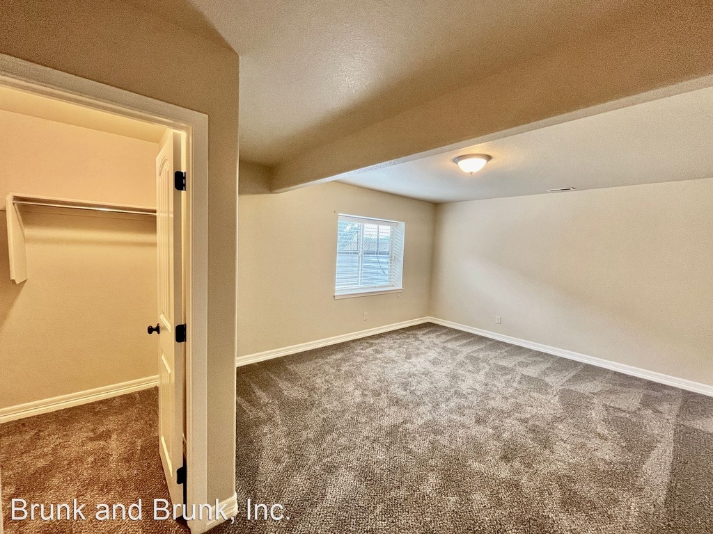 6238 Cumbre Vista Way - Photo 29