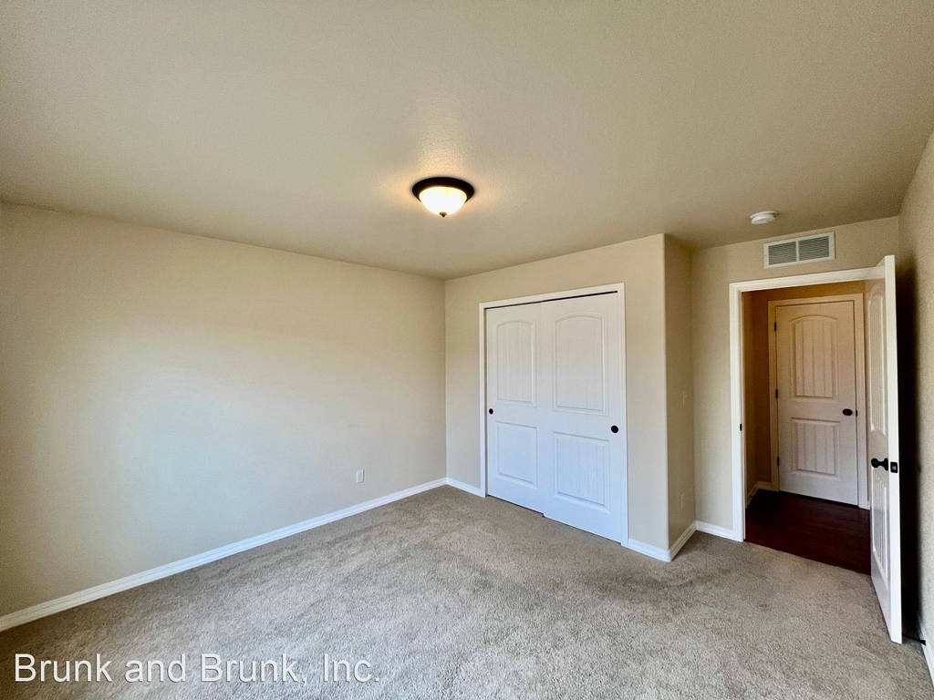 6238 Cumbre Vista Way - Photo 18