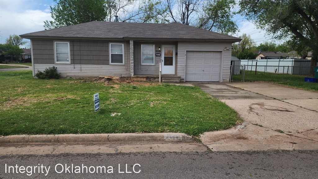 2501 Sw Murray Dr. - Photo 1