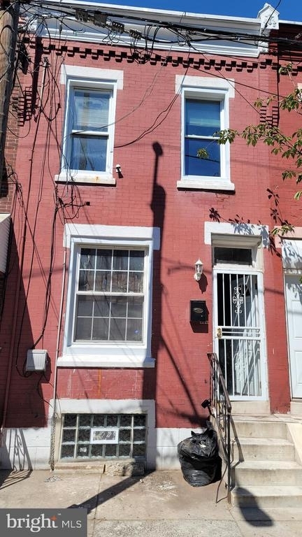 2222 N Sydenham St - Photo 0