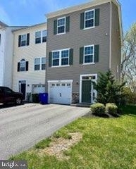 689 Jacobsen Cir - Photo 0