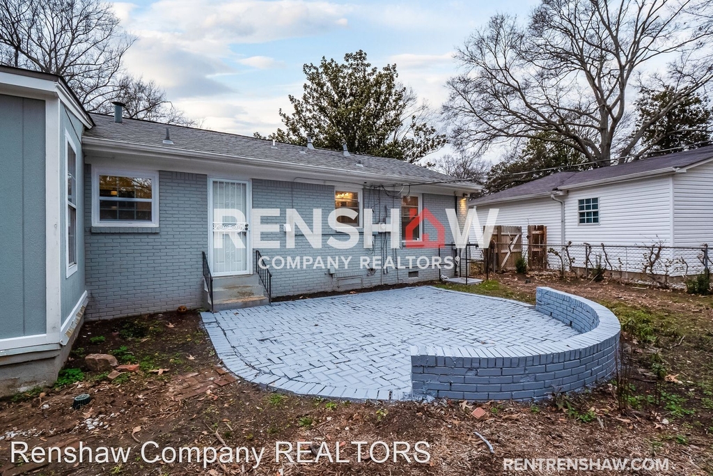 1054 S Perkins Rd - Photo 20