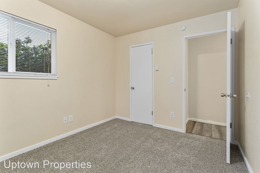 17354 Sw Merlo Road - Photo 2