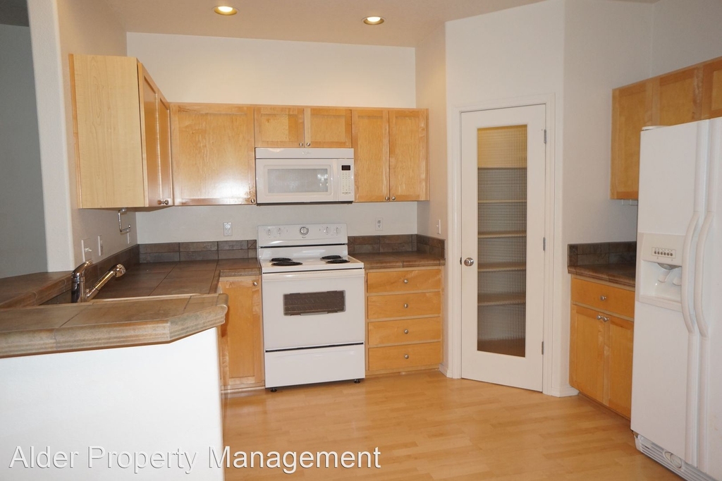 1658 Sw 172nd Terr. - Photo 8