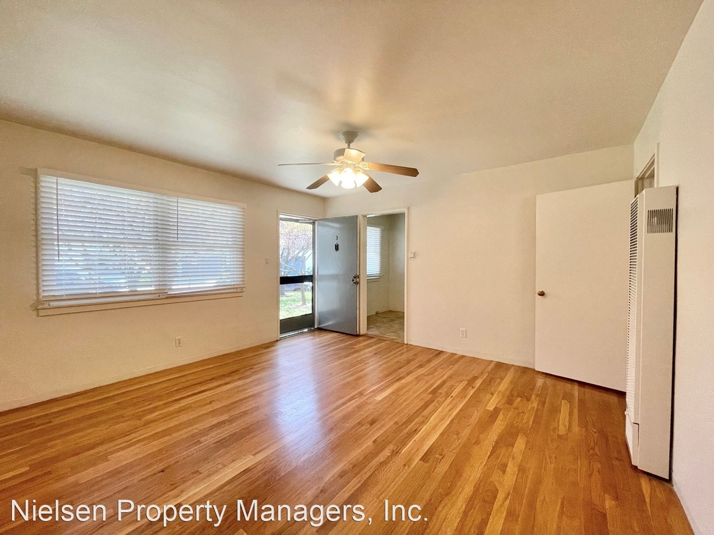 328 51st Street - Photo 1