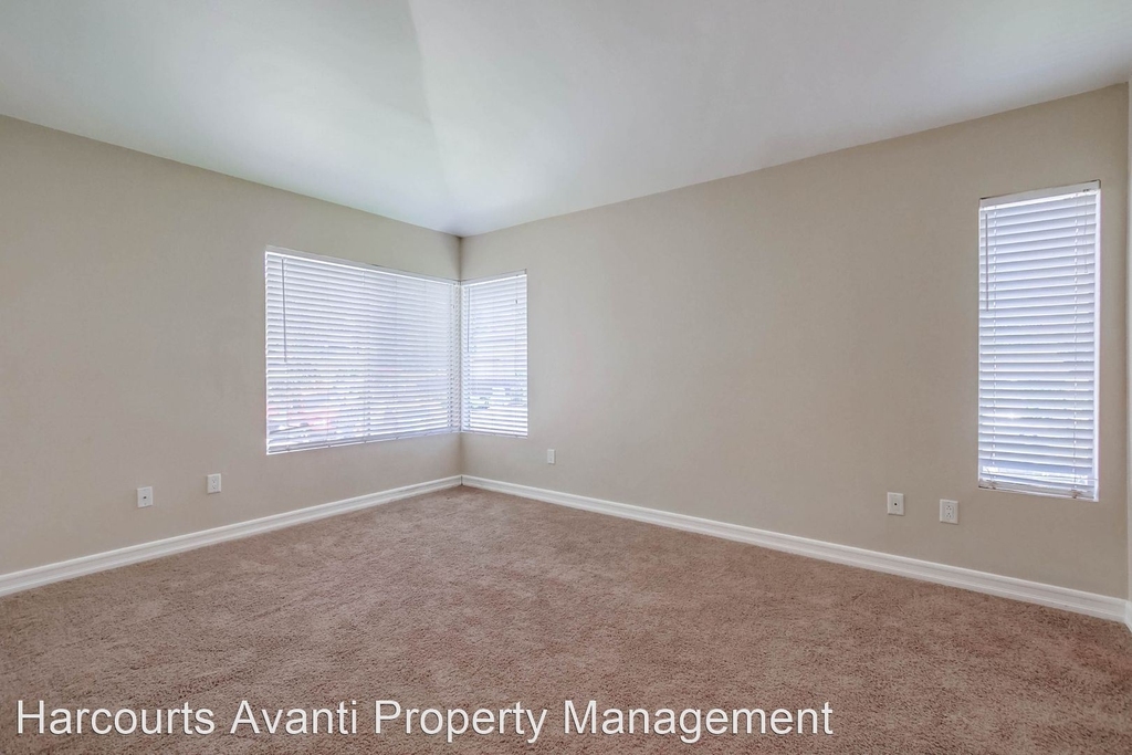 15263 Maturin Dr Unit 11 - Photo 22