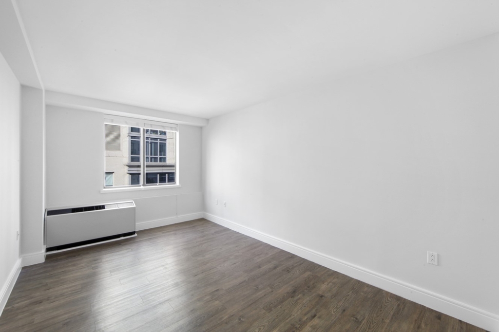 354 East 91st Street - Photo 5