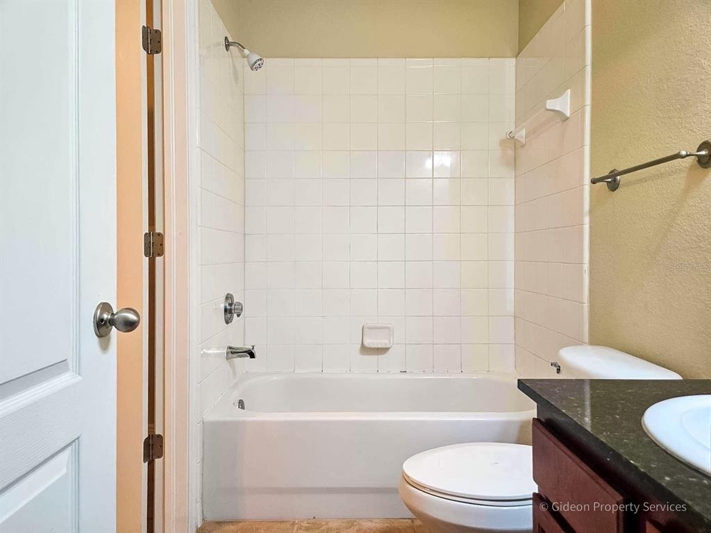 2946 Sw 35th Place - Photo 14