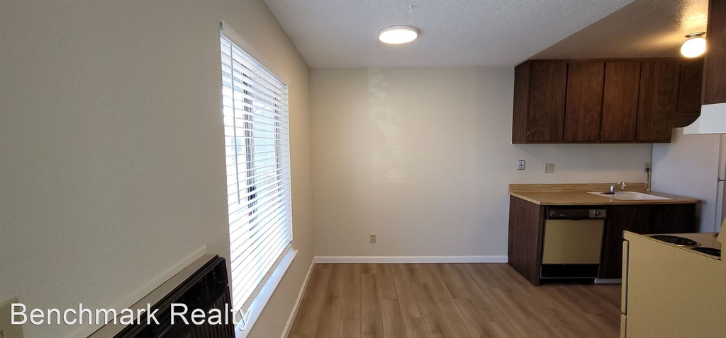 4606 Neil Rd. #168 - Photo 15